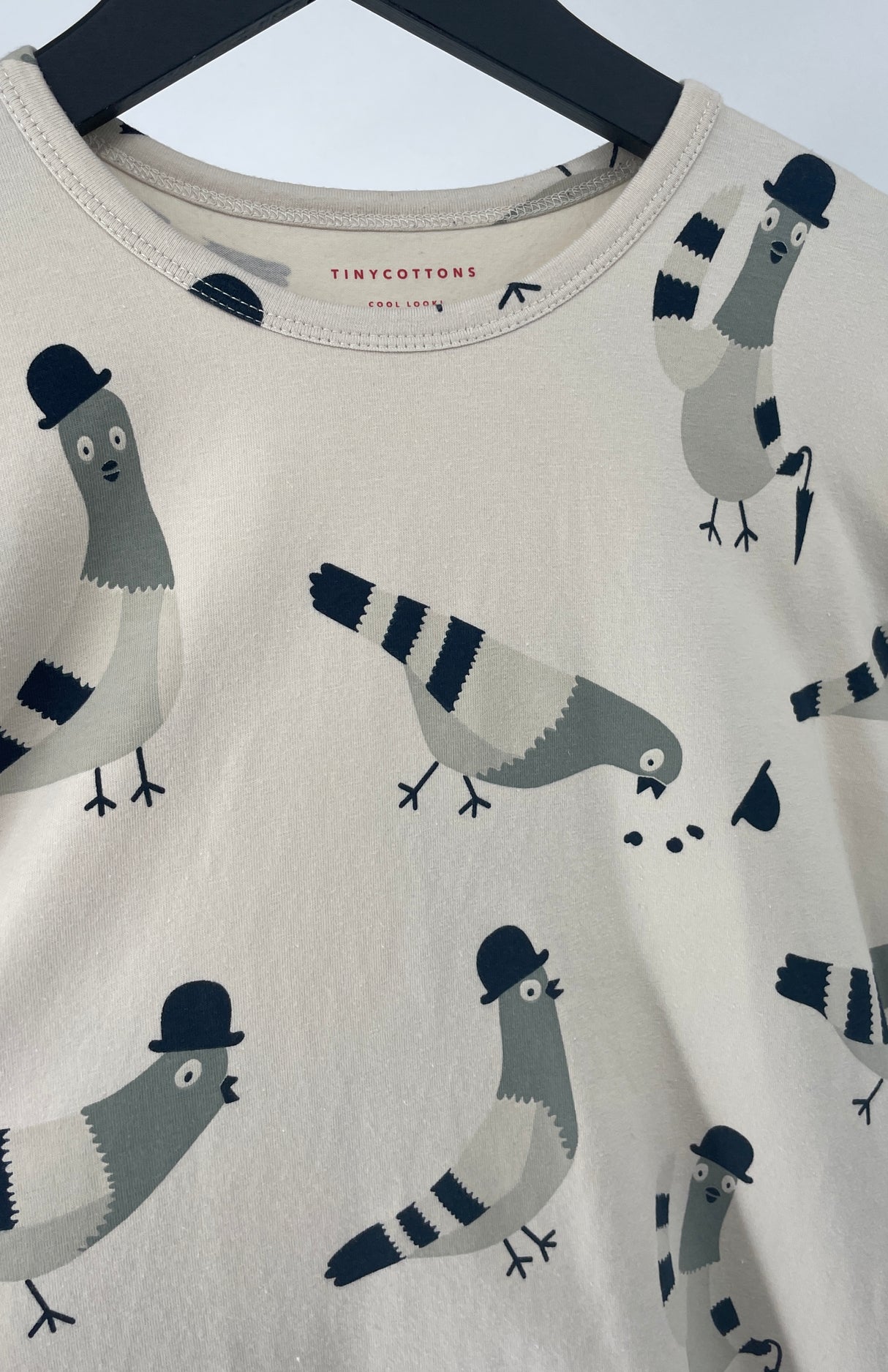 Longsleeve Beige Duiven Print Maat 140