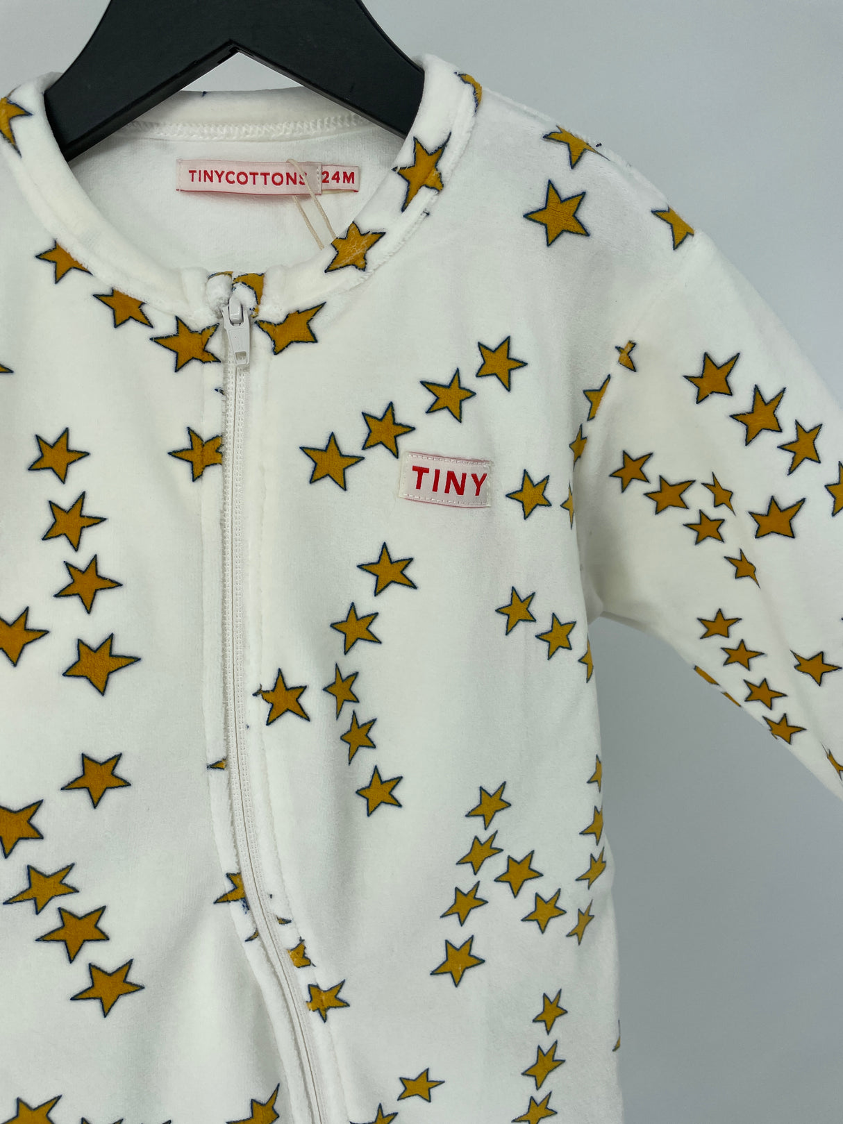 One Piece Wit Sterrenprint Maat 92