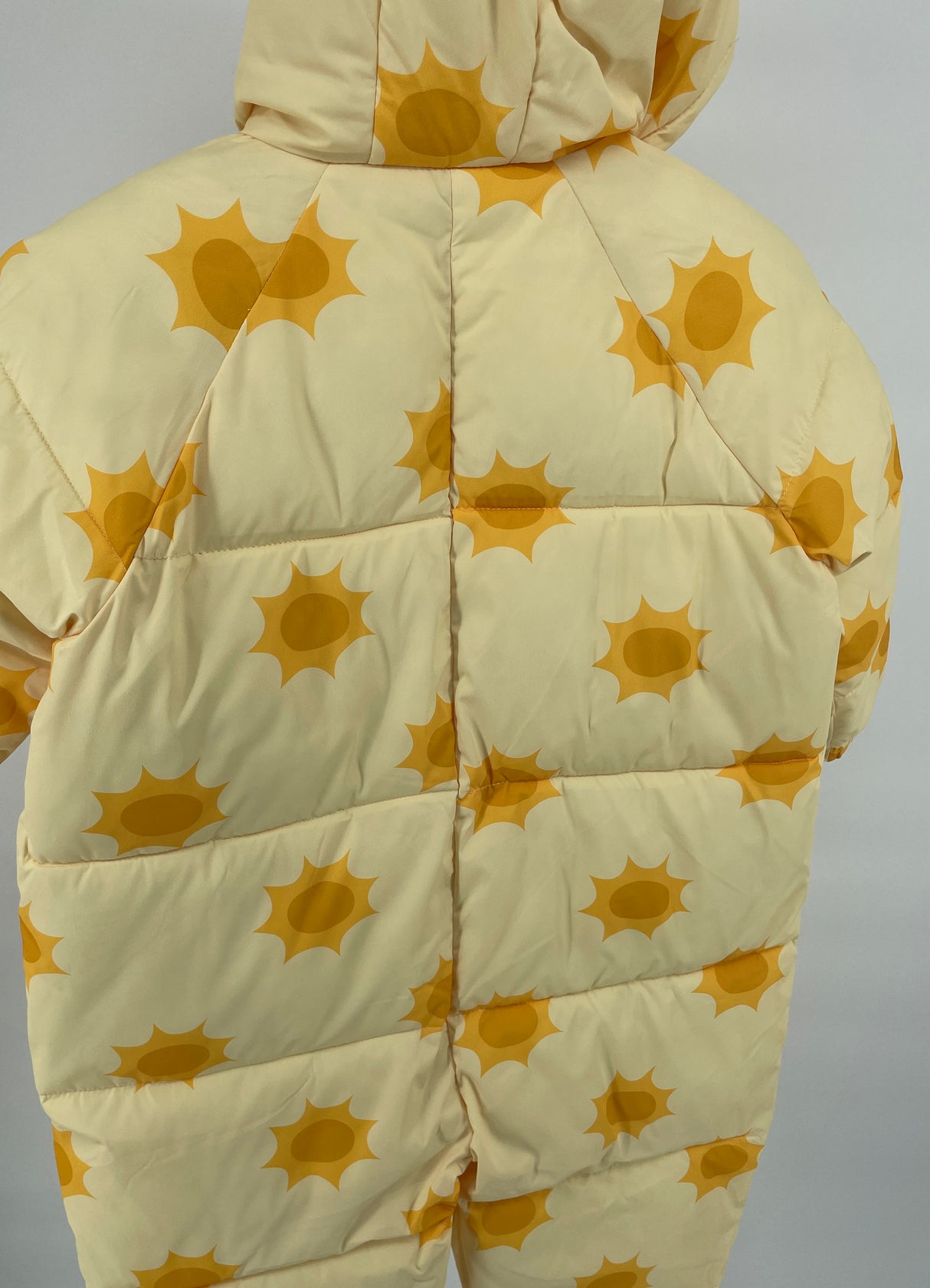 Sneeuwpak Overal Geel Zonnetjes Print Maat 104