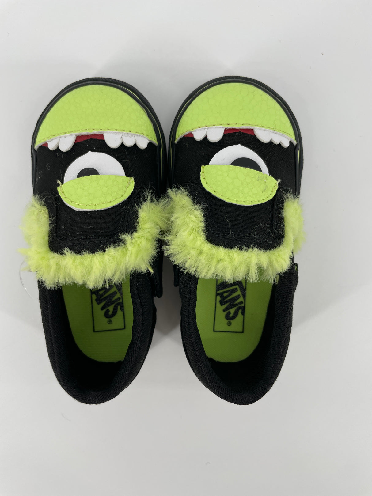 Asher V Zwart Groen Monster Maat 21