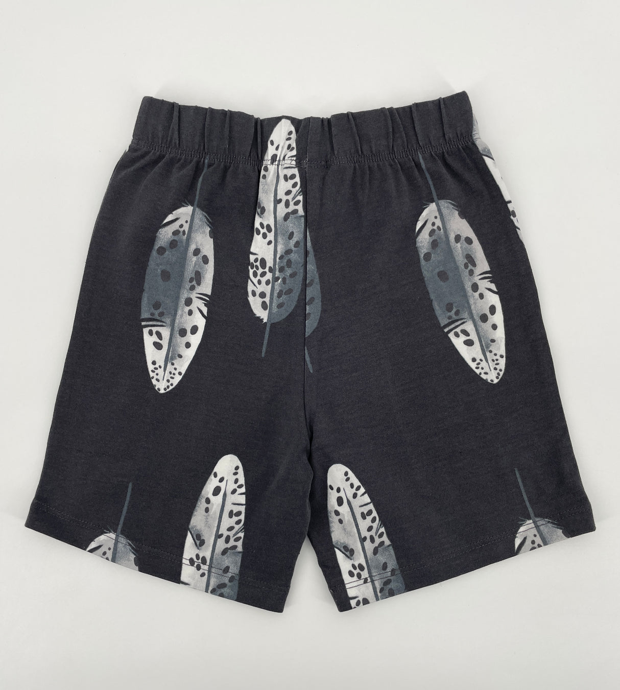 Korte Broek Grijs met Veren Print