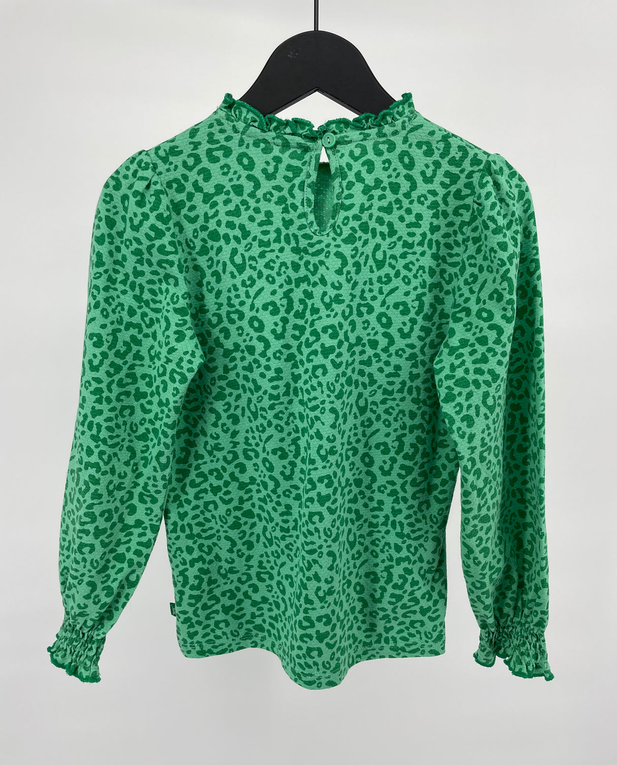 Top Lange Mouw Groen Luipaard Print Roesjes Maat 122 / 128