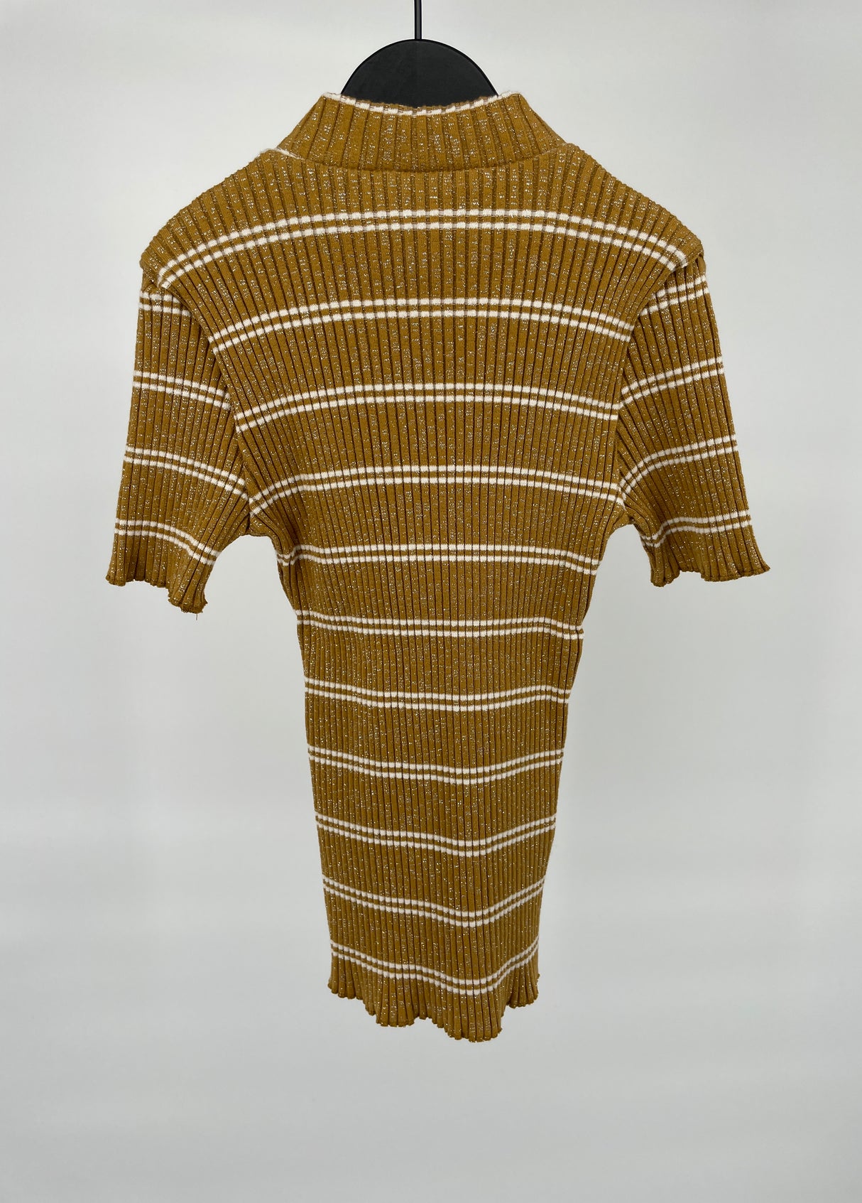 Top Korte Mouw Goud Rib Turtle Nek Maat 128