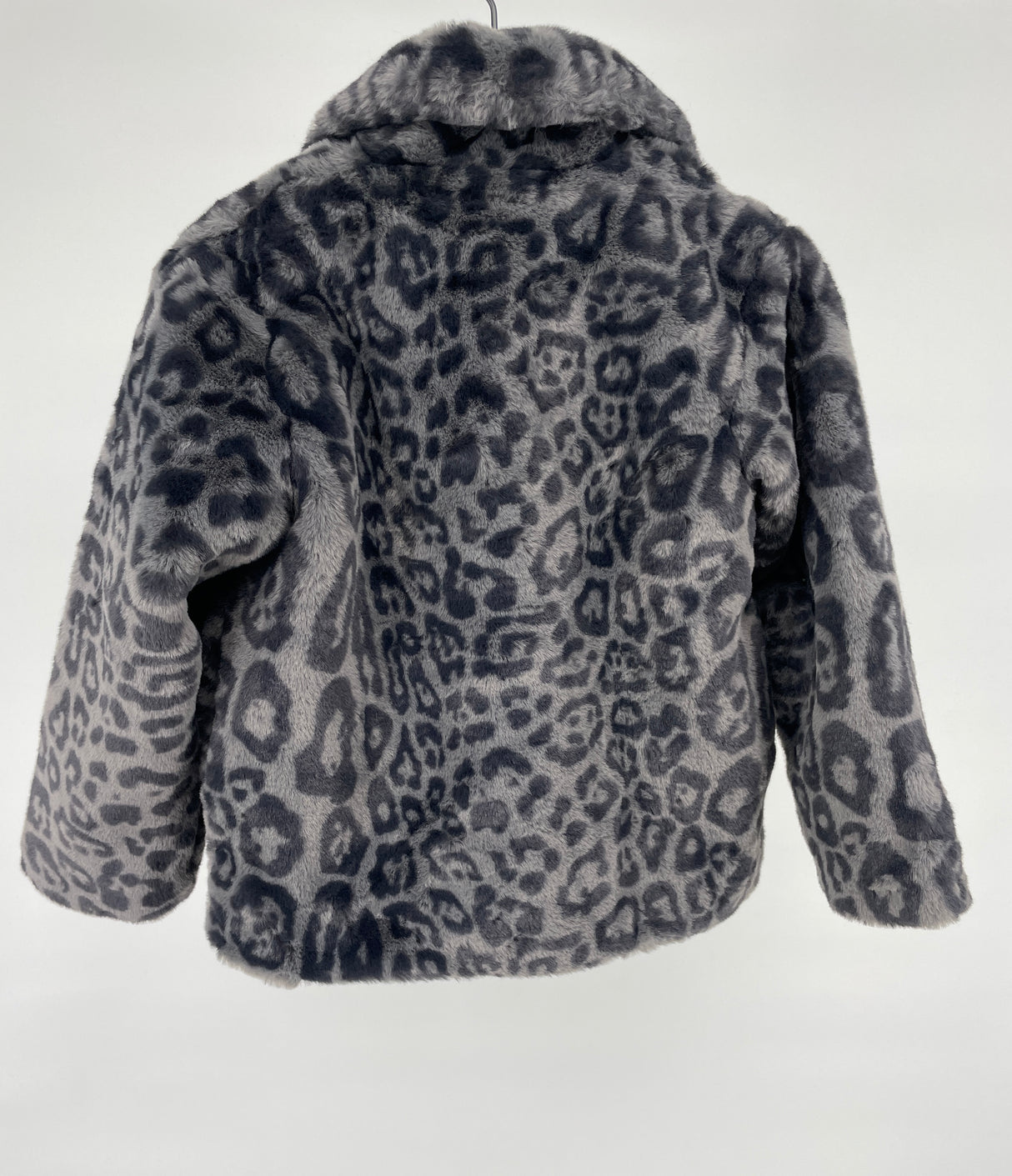 Jas Grijs Luipaard Faux Fur Maat 110