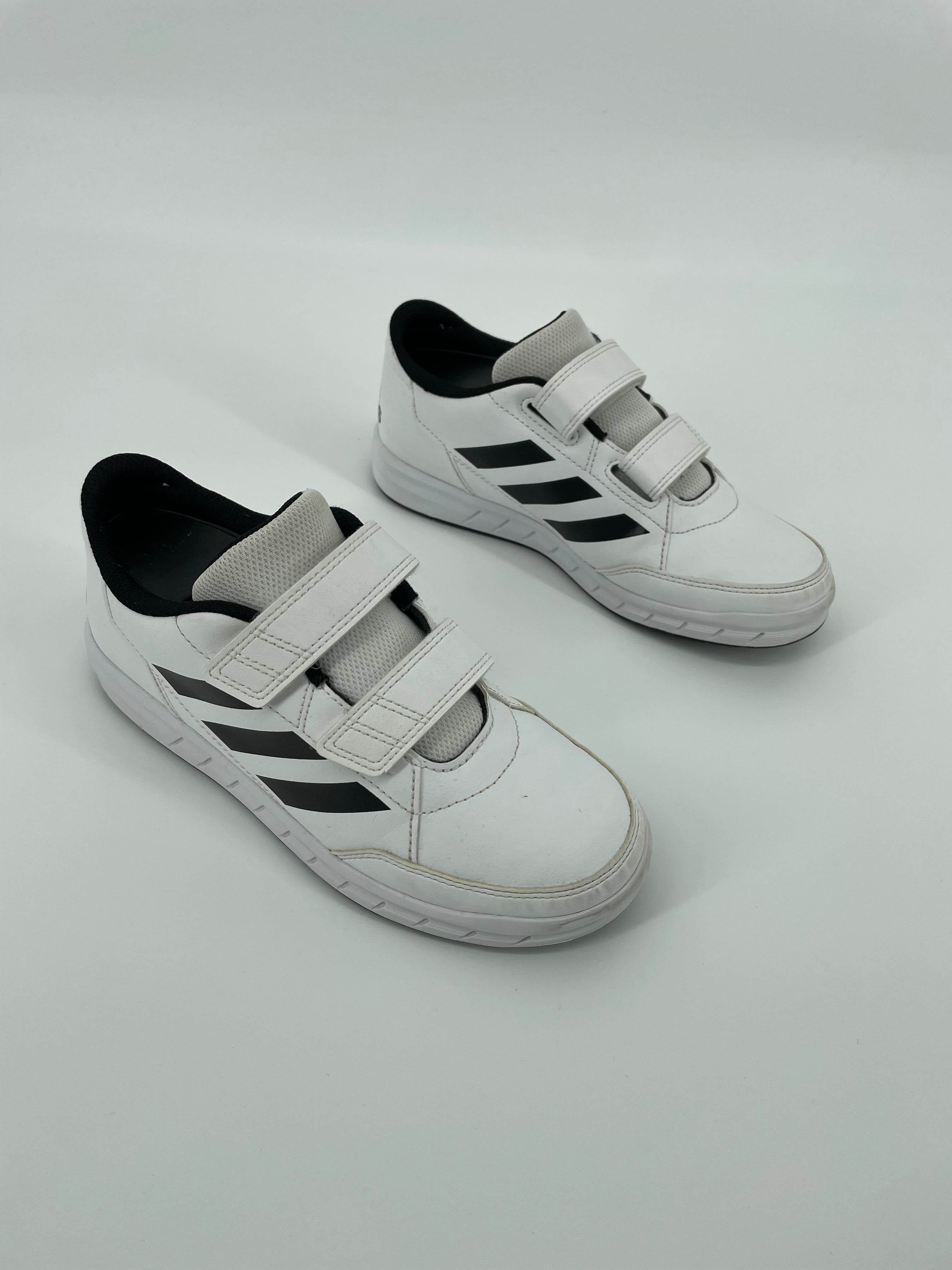 Adidas Altasport CF K Witte Gymschoenen Klittenband Maat 35 – Mini Treasures