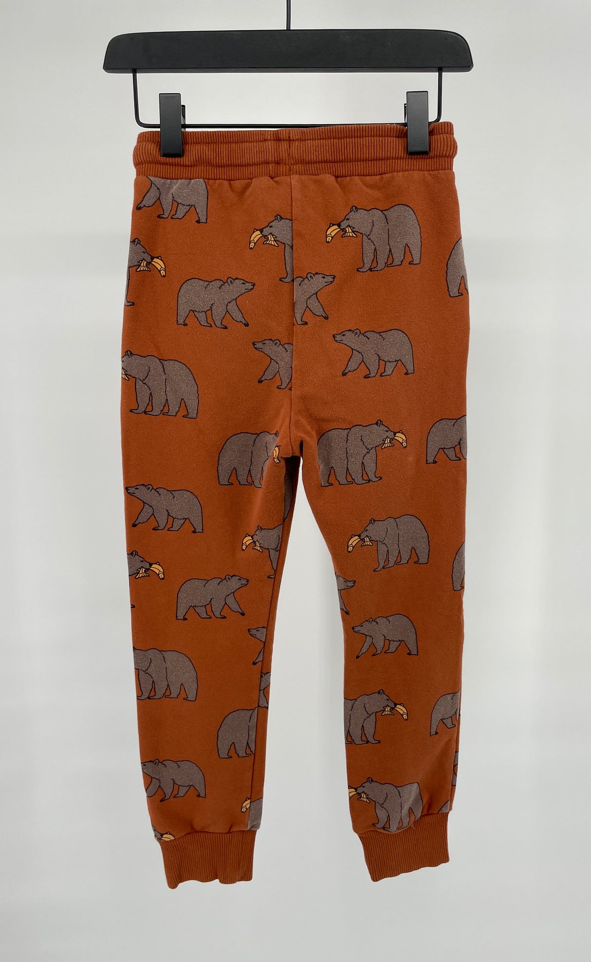 Joggingbroek Bruin met Beren Maat 134 / 140