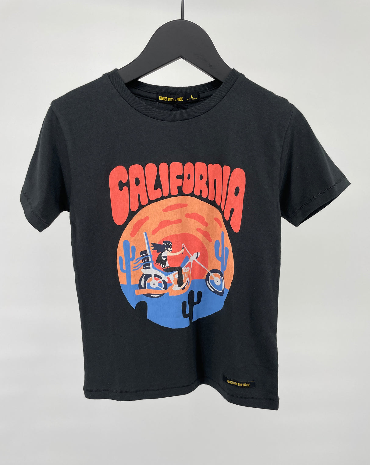 T-shirt Zwart Oranje California Maat 122