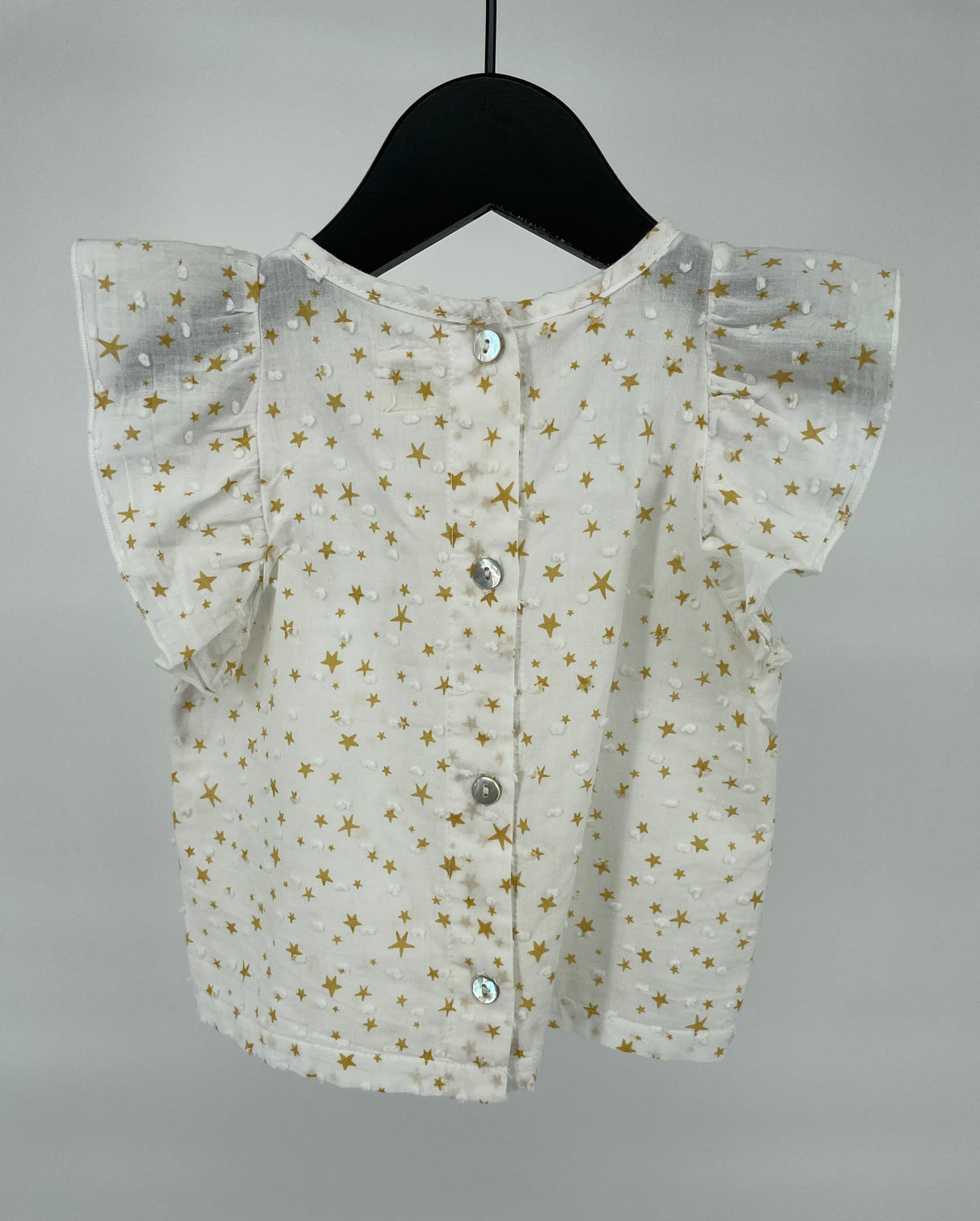 Top Mouwloos Beige Gele Sterren Roesjes Maat 74 / 80