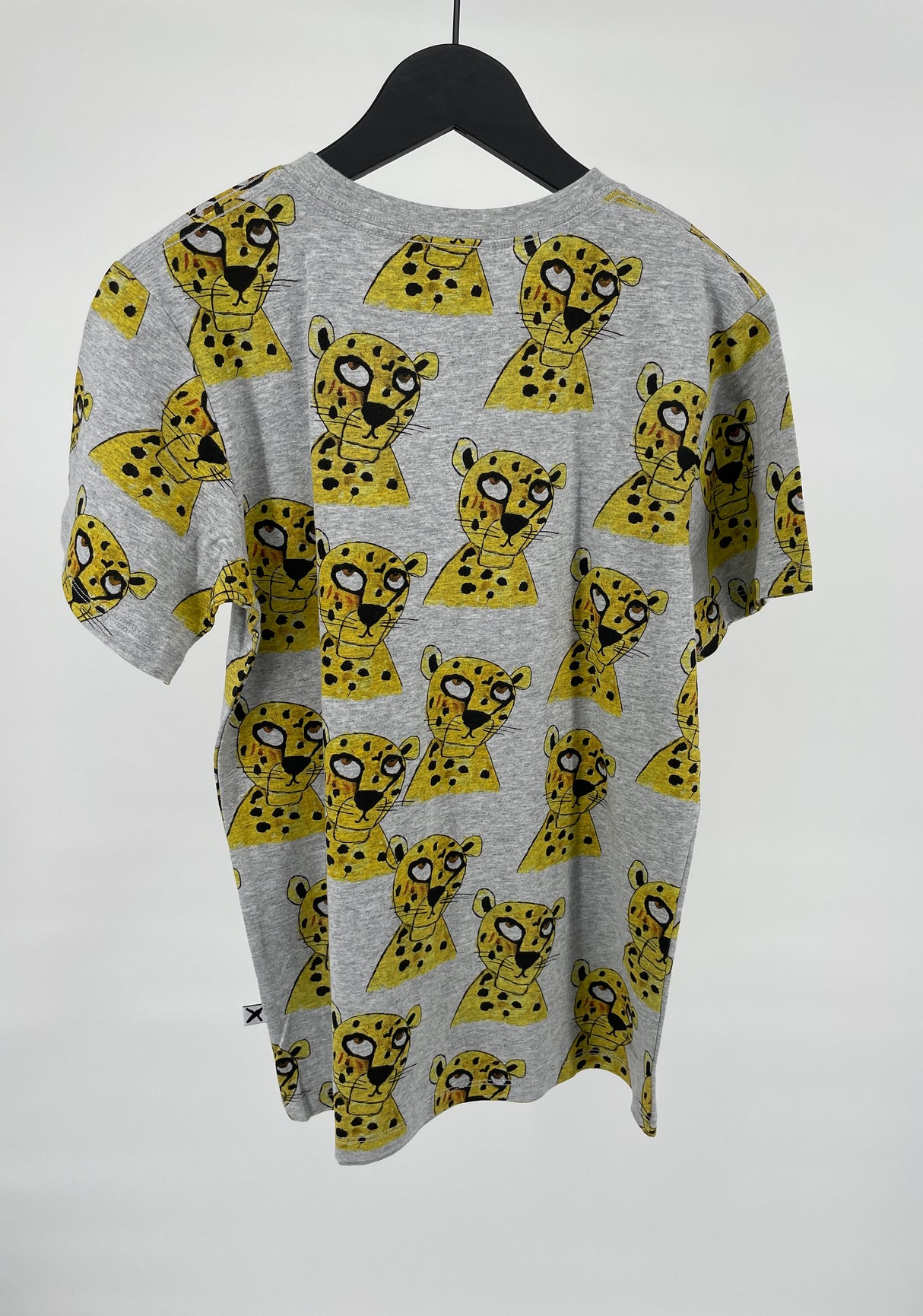 T-shirt Grijs met Cheetahs Maat 152