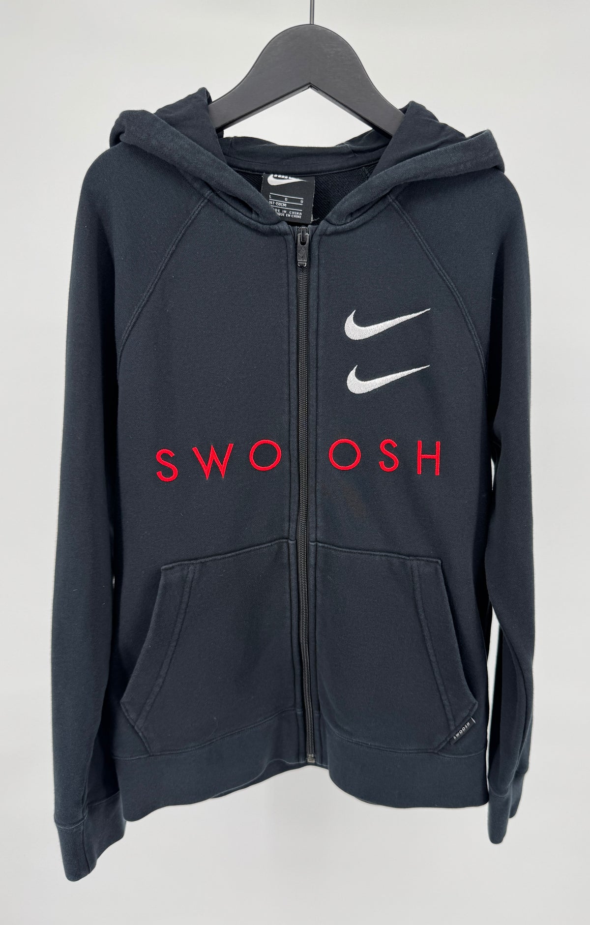 Sportswear Vest Capuchon Zwart Swoosh Maat 152 / 158