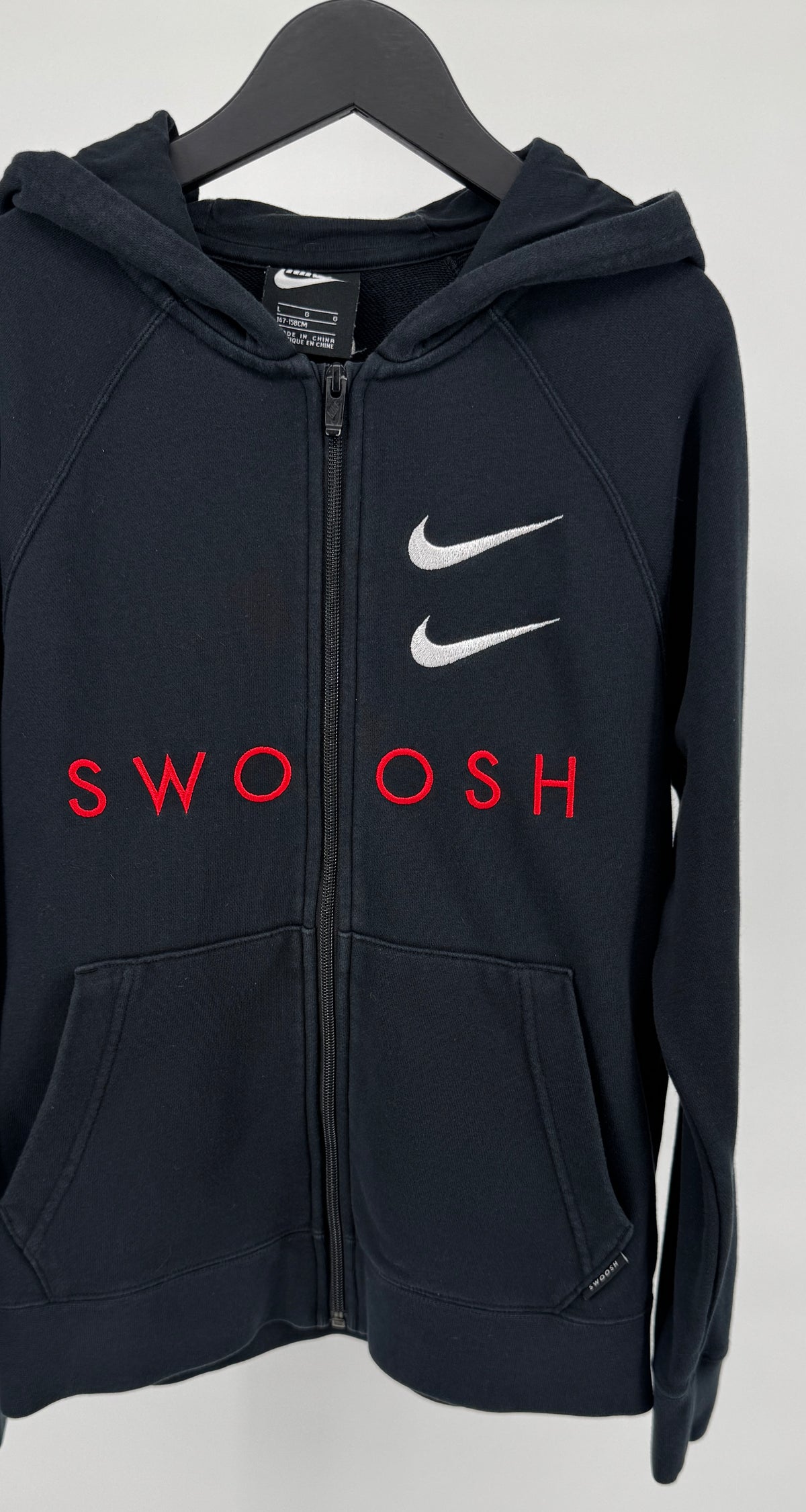 Sportswear Vest Capuchon Zwart Swoosh Maat 152 / 158