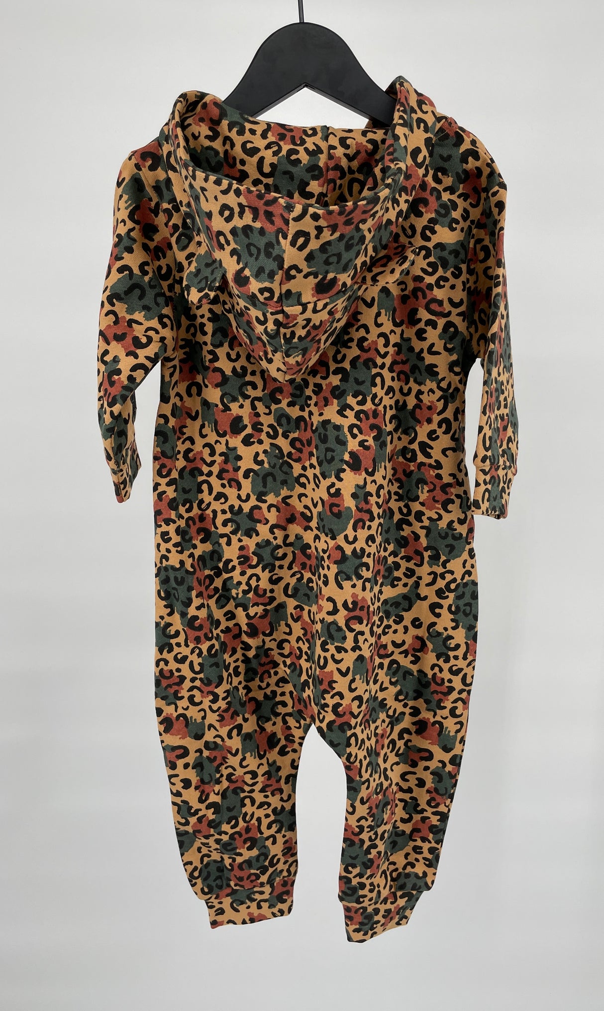 Jumpsuit Bruin met Camouflage Print