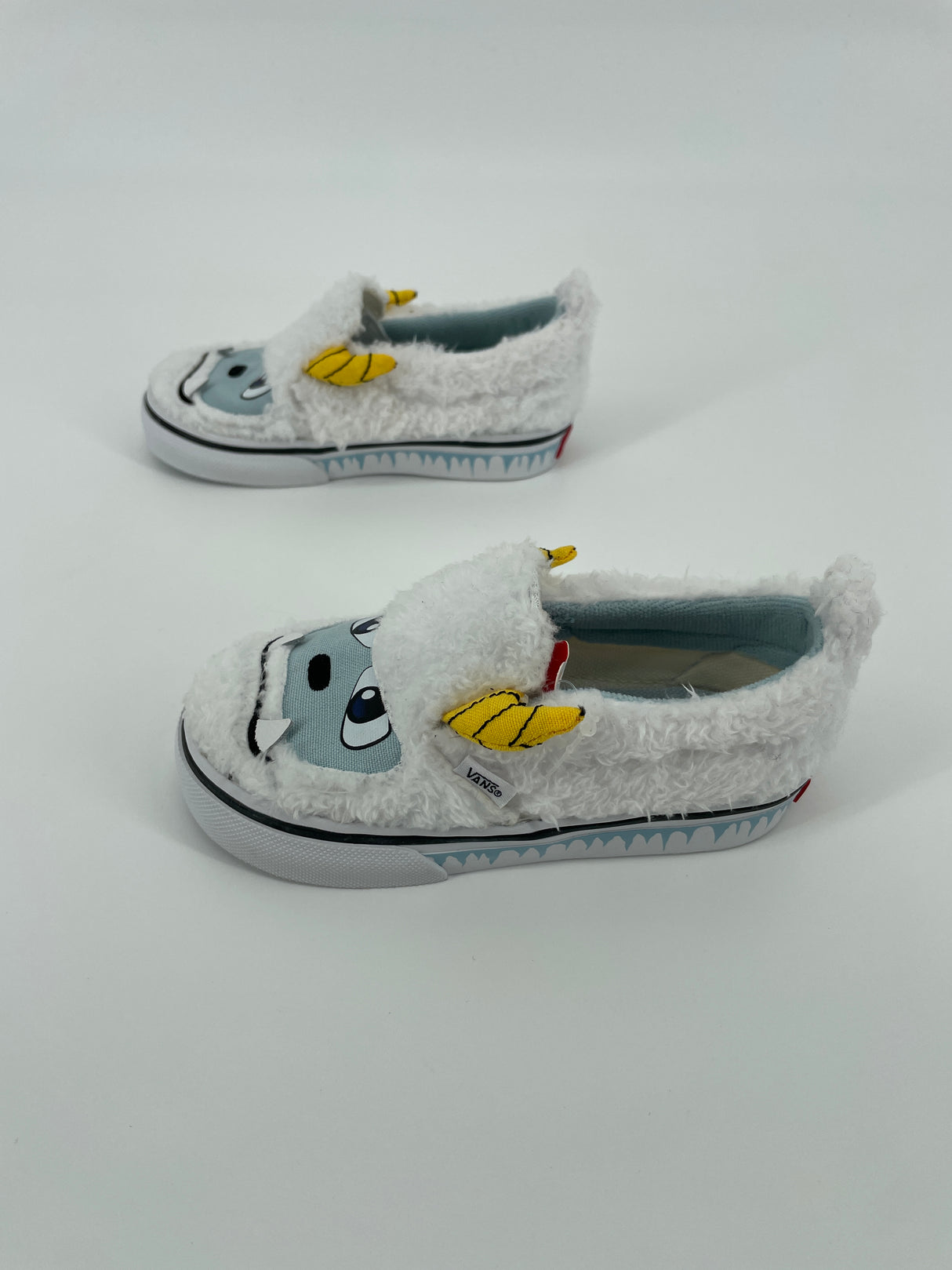 Slip On Yeti Wit Lichtblauw Maat 24