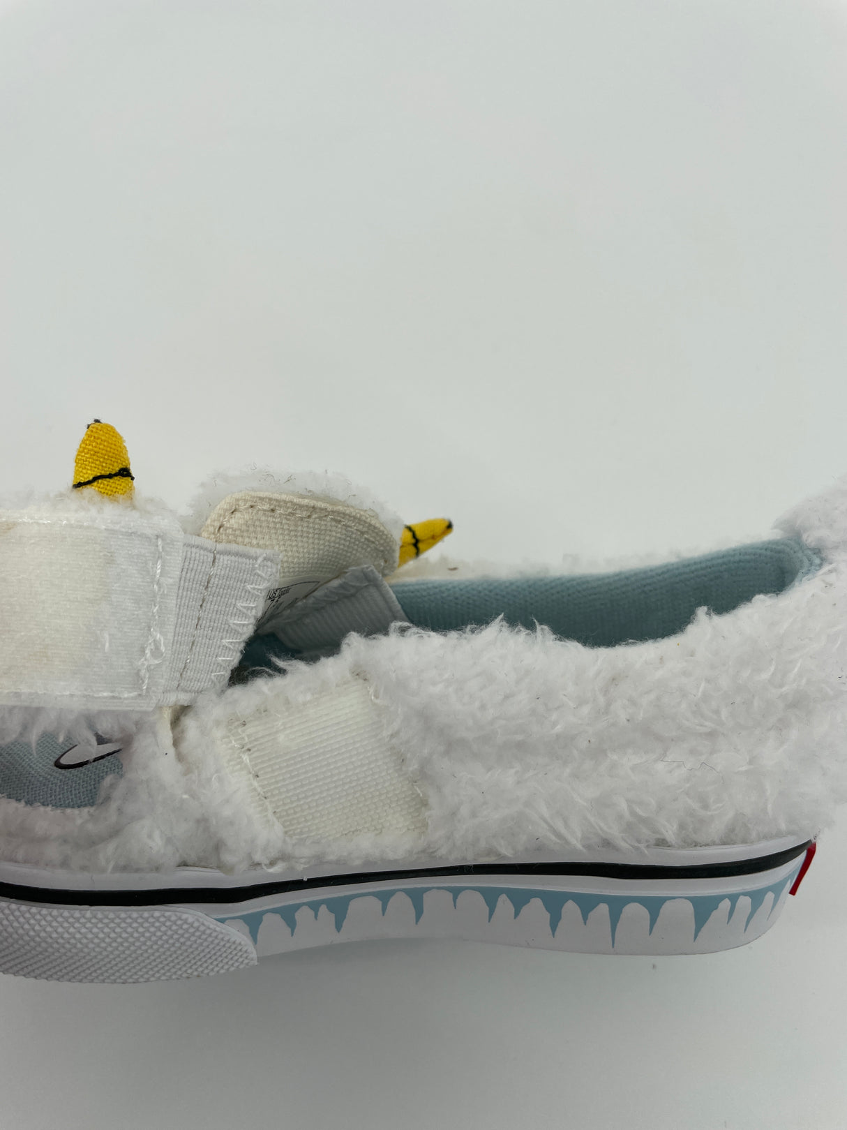 Slip On Yeti Wit Lichtblauw Maat 24