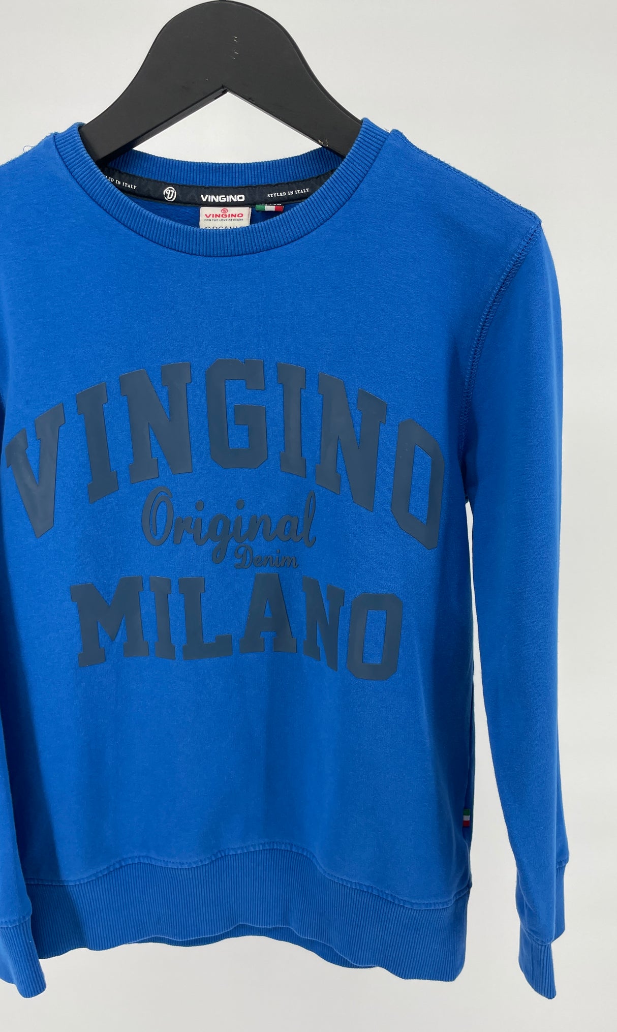 Trui Blauw met Logo Maat 140